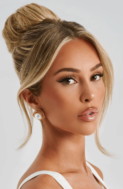 NOVA CIRCLE STATEMENT EARRINGS