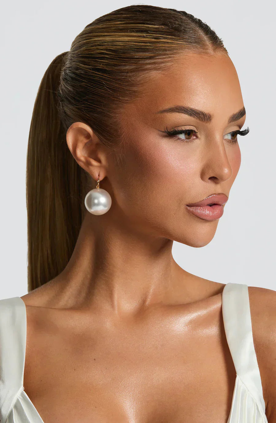 NATASHA PEARL DROP EARRINGS
